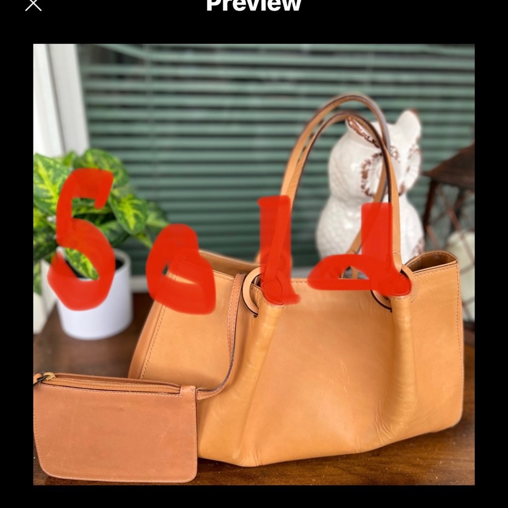 ❌SOLD❌Gucci leather tote
